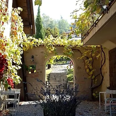 Cascina La Cinciallegra 4*